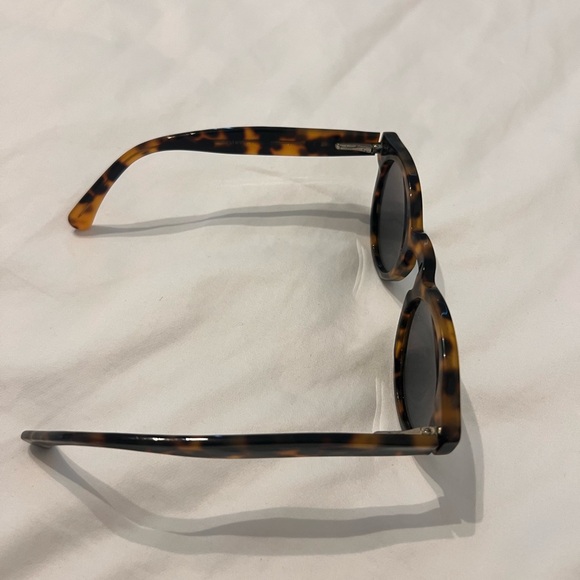 Illesteva Leonard Sunglasses - Picture 2 of 5